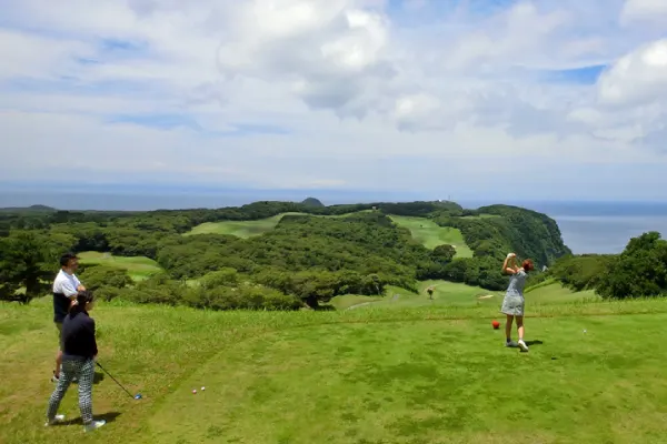 手ぶらで楽しむ『島ゴルフ』